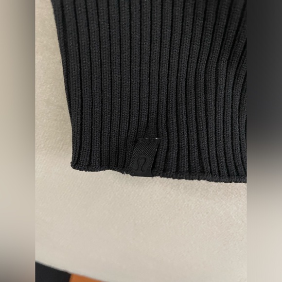 Lululemon All Around Crewneck Pullover Sweater in Black - Picture 12 of 12